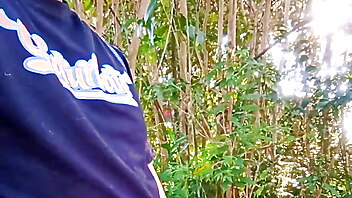 Amateurs eating cum, cum swallowing likes, forest catch, handjob woods, amateur in wood, teen caught fuck