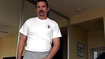 Daddy d, gym ball, papi, workout, een schot in de roos
