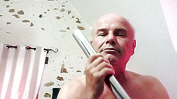 Toy cleaner, vacuum cleaner cum, anal plug cumshot, public anal plug gay, mature french toying, bdsm cumshot free hand