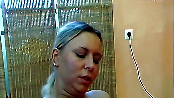 Homemade sextoy, ser porno film, lesbisk onani tysk, tysk hom sex vido, piger der skriger