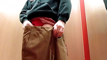 Dressing room bielizna, ubieranie, bukkake public, butami, public cum
