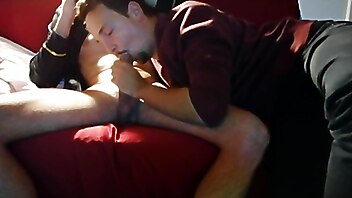 Friend plays, porno italiano, semen in throat, ball sucking cumshot, blowjobs euro big cock