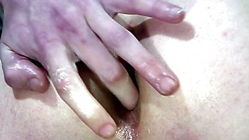 My piss fetish, wank piss gays, piss fingering, solo pissing, fingering jerking, jack handjob