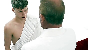 deepthroat twink