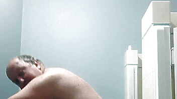 Bathroom sex amateur, oozing anal, amateur wall, wall dildo cock, chubby anal drilled, aussie man